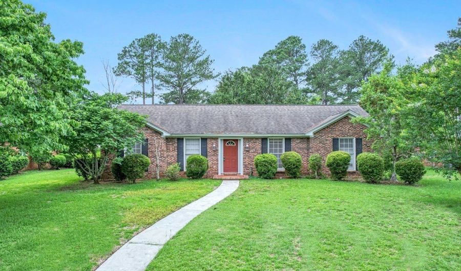 1607 Northwood Dr, Albany, GA 31707 - 3 Beds, 2 Bath