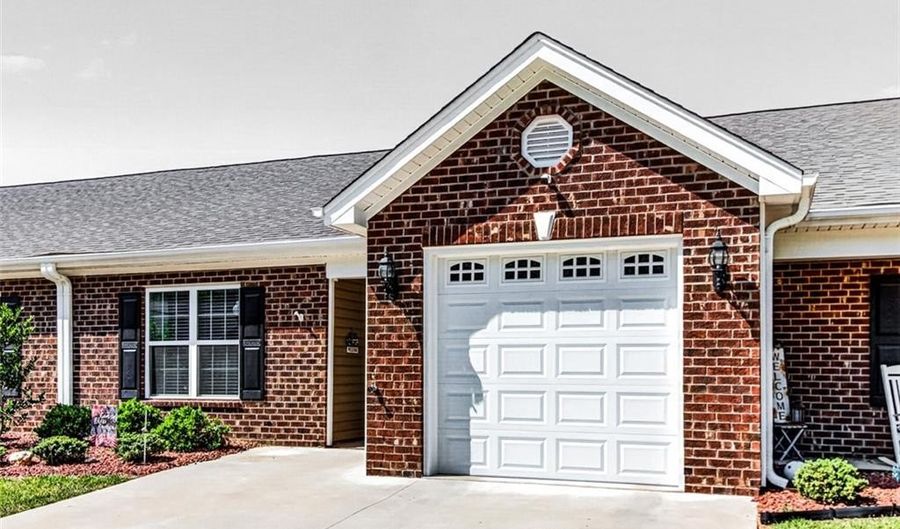 312 Oak Ridge Dr, Archdale, NC 27263 - 2 Beds, 2 Bath