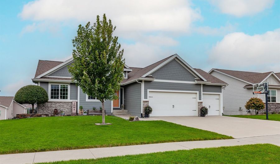 4116 NW Applewood St, Ankeny, IA 50023 - 4 Beds, 3 Bath