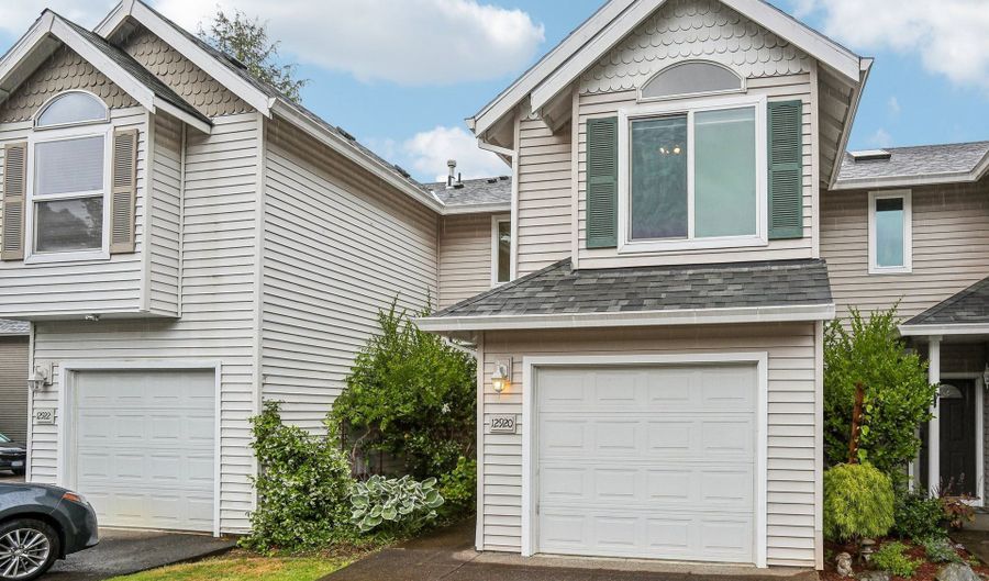 12920 SW CHERRY BLOSSOM Ct, Beaverton, OR 97008 - 2 Beds, 3 Bath