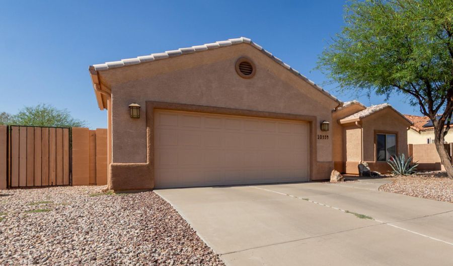 10334 W ARIVACA Dr, Arizona City, AZ 85123 - 3 Beds, 2 Bath