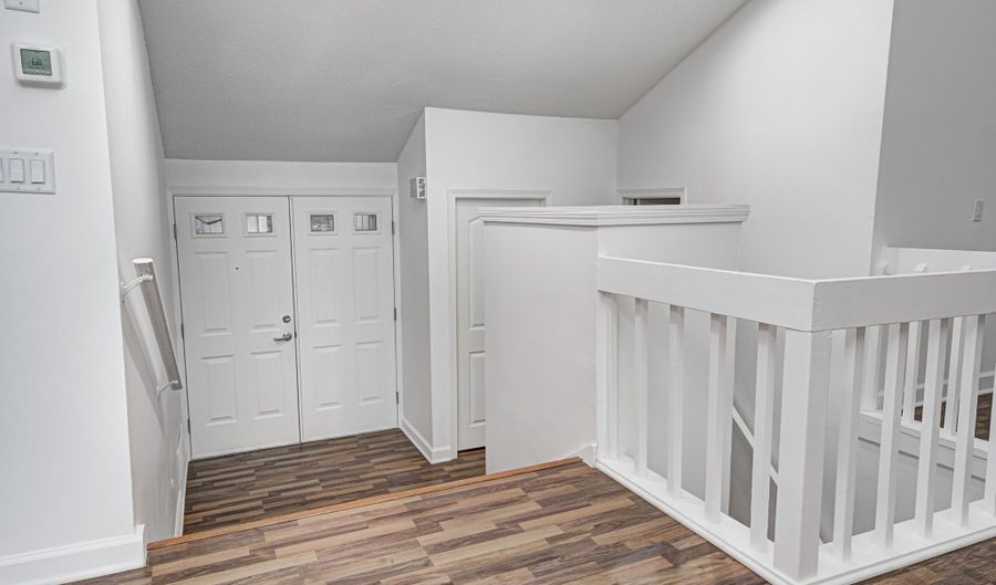 5097 Vantage Point Rd B 2, Avon, IN 46123 - 2 Beds, 2 Bath