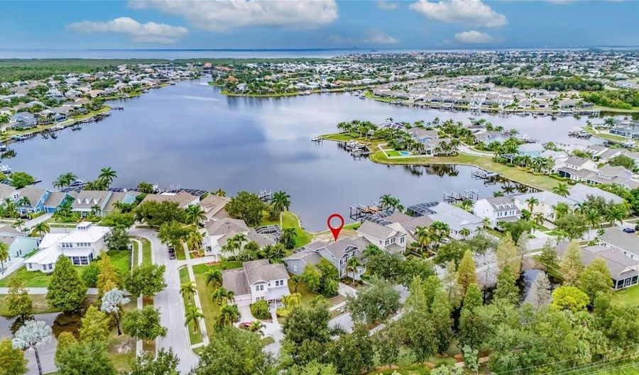 435 MANNS HARBOR Dr, Apollo Beach, FL 33572 - 4 Beds, 3 Bath