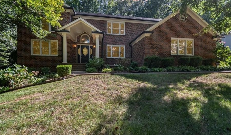 888 Newbern Ave, Asheboro, NC 27205 - 4 Beds, 3 Bath