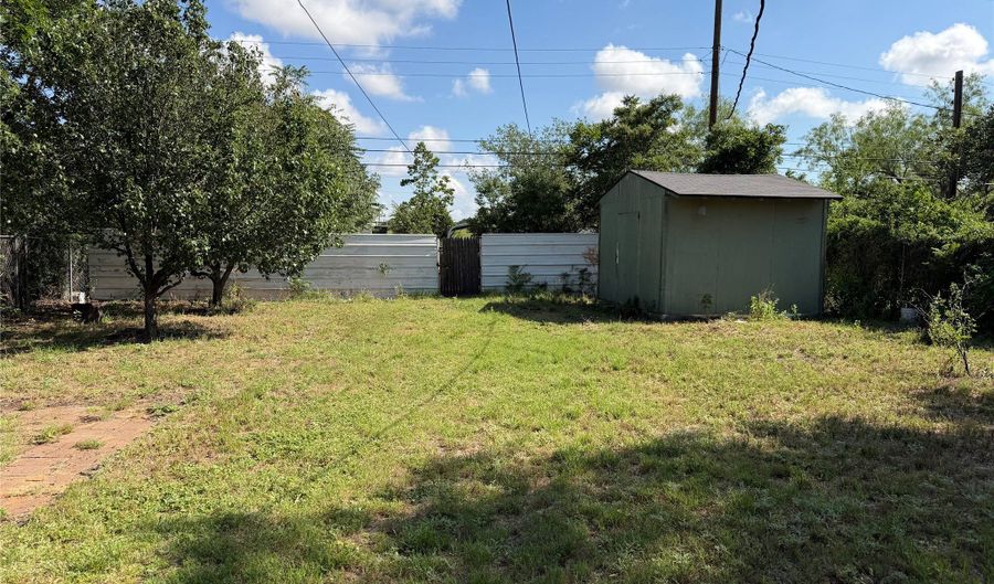 1748 Jameson St, Abilene, TX 79603 - 2 Beds, 2 Bath