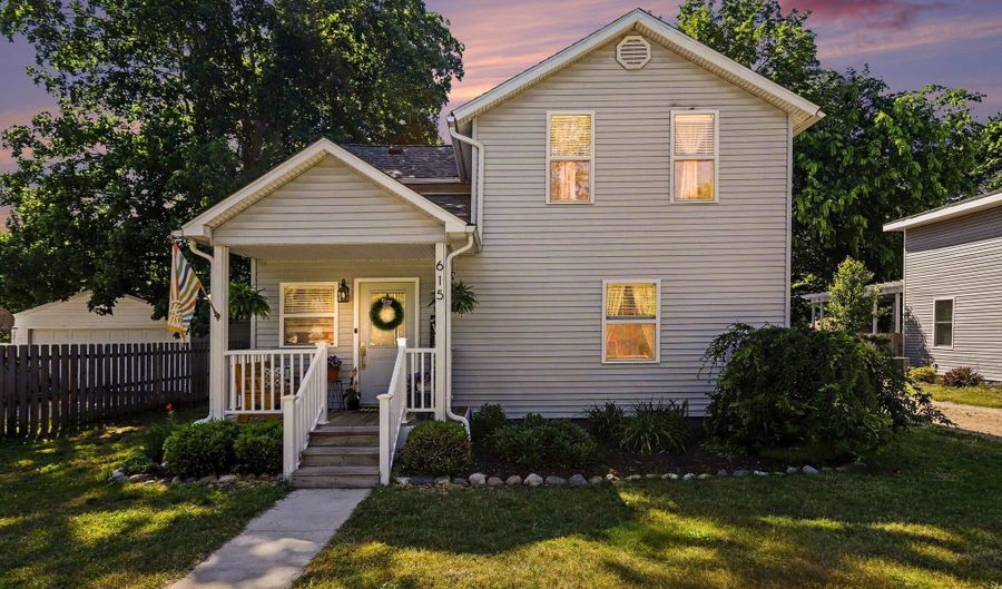 615 N Main St, Allegan, MI 49010 - 3 Beds, 3 Bath