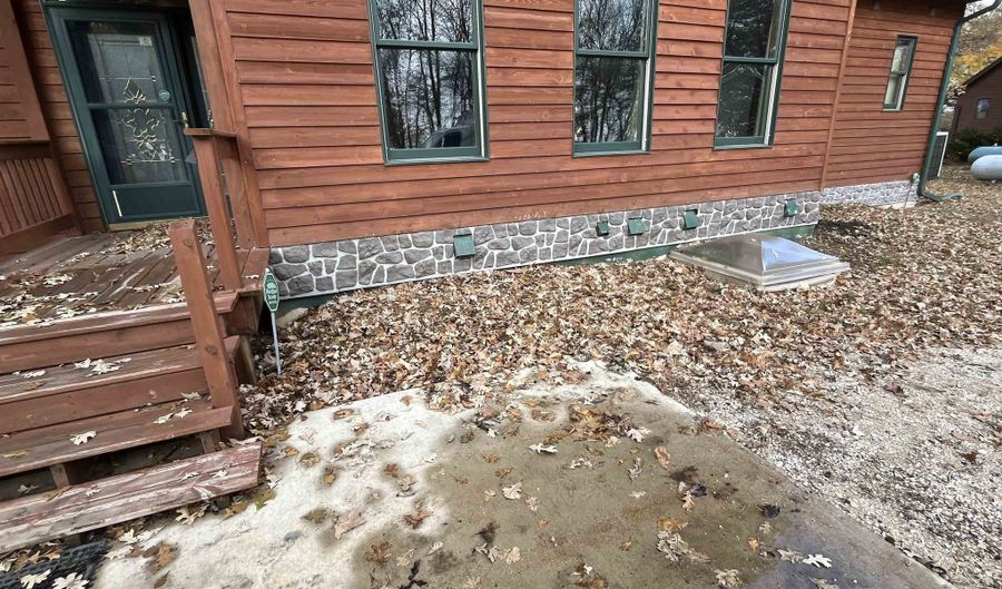 1011 Hwy 15, Armstrong, IA 50514 - 7 Beds, 5 Bath