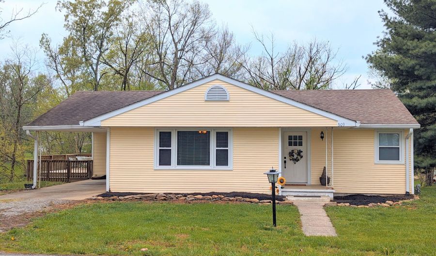 509 S Bragg St, Perryville, KY 40468 - 2 Beds, 2 Bath