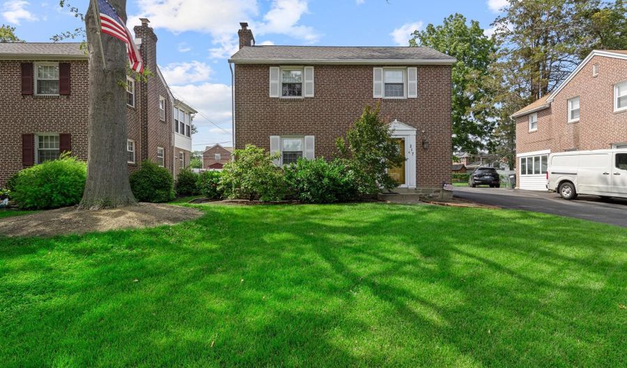 217 MERION Ave 134, Aldan, PA 19018 - 3 Beds, 2 Bath