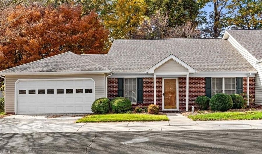 406 Ashmont Ct, Asheboro, NC 27205 - 2 Beds, 2 Bath