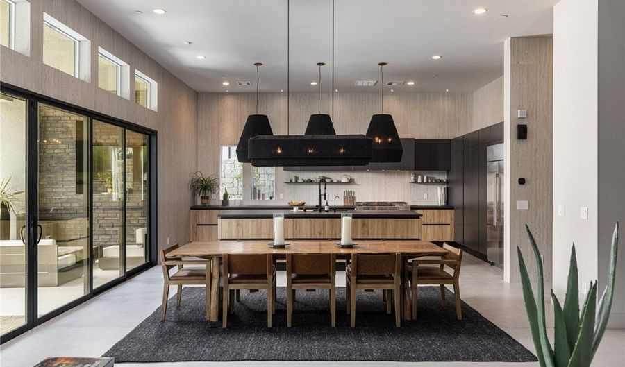 5216 Fading Sunset Dr, Las Vegas, NV 89135 - 4 Beds, 5 Bath