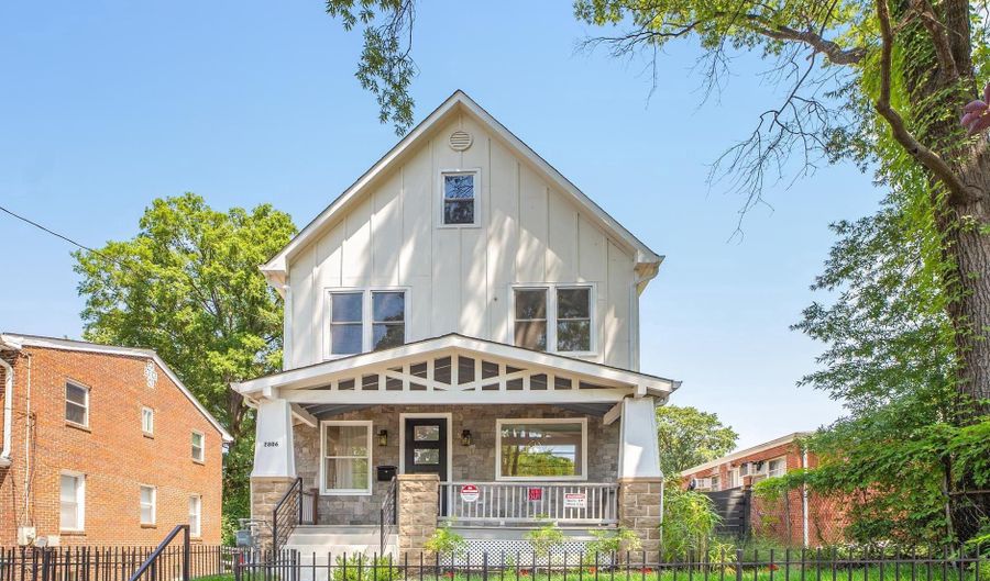 2806 FRANKLIN St NE, Washington, DC 20018 - 6 Beds, 5 Bath