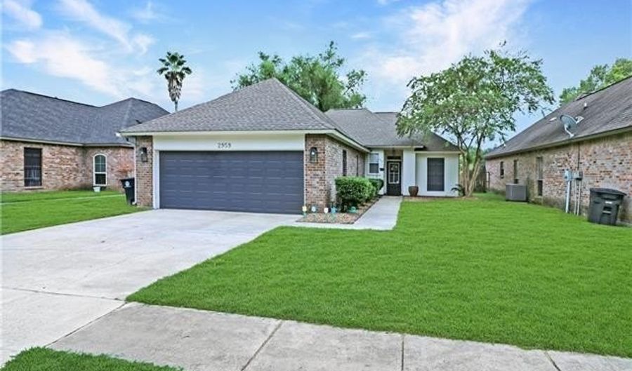 2959 NORTHBANK Dr, Baton Rouge, LA 70810 - 3 Beds, 2 Bath