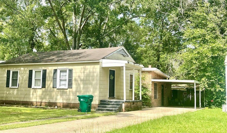 809 Robertson St 11, Brookhaven, MS 39601 - 0 Beds, 0 Bath