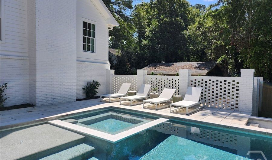 450 Stanton Way, Athens, GA 30606 - 4 Beds, 6 Bath