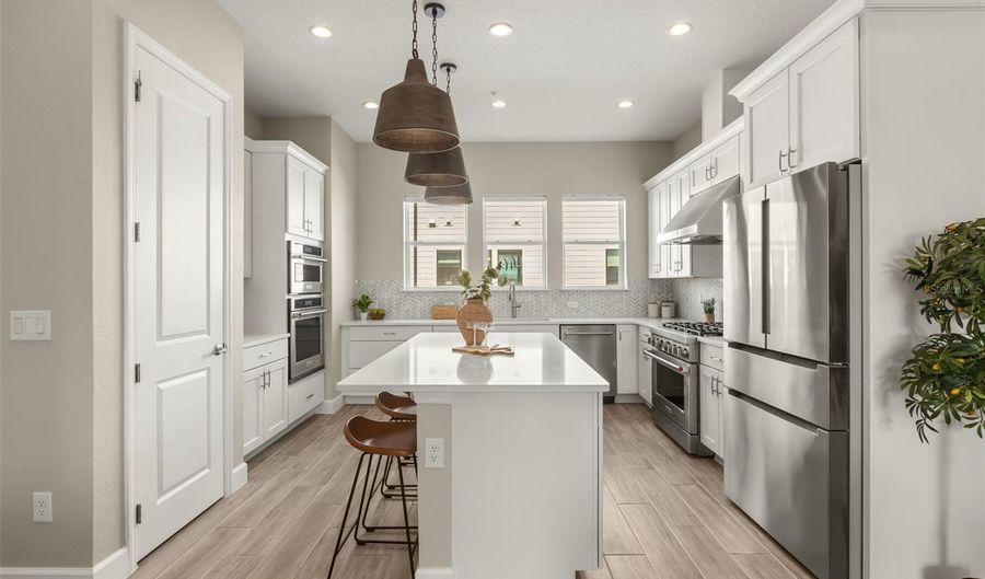 2058 PACKING DISTRICT Way, Orlando, FL 32804 - 2 Beds, 3 Bath