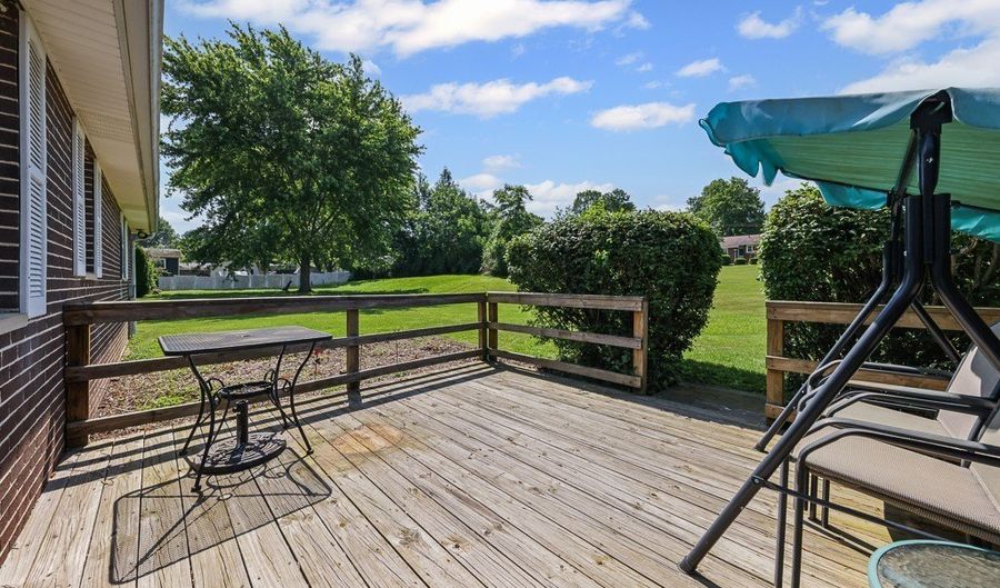 211 E Carol St, Alliance, OH 44601 - 3 Beds, 3 Bath
