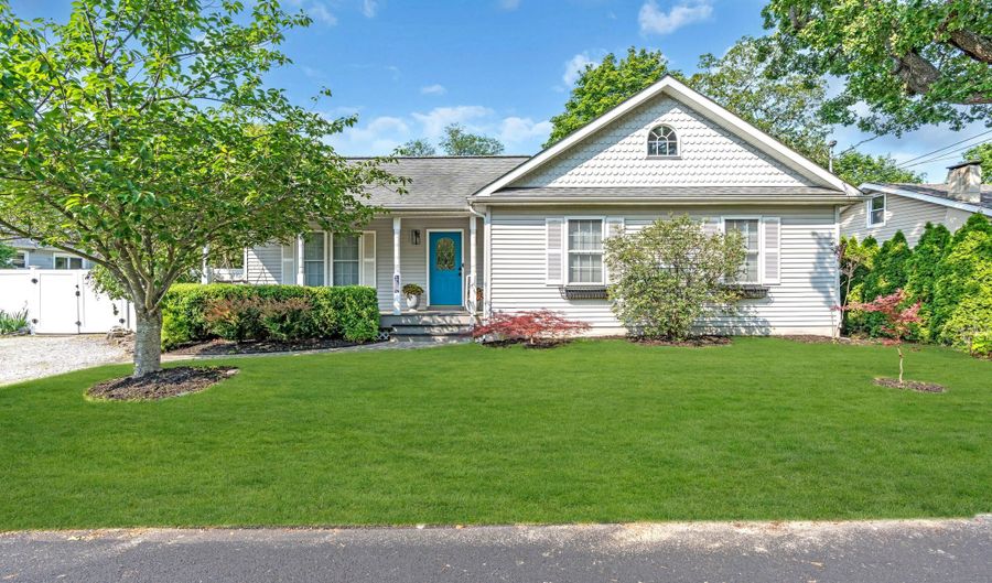 109 Capstan Ave, Beachwood, NJ 08722 - 3 Beds, 2 Bath