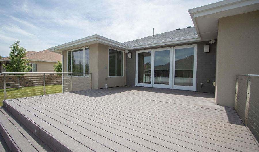 2301 Easthaven Ave, Casper, WY 82609 - 5 Beds, 3 Bath