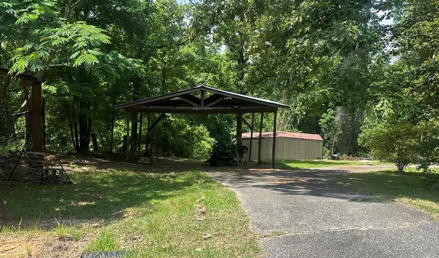 153 Lakeview Pl, Abbeville, AL 36310 - 3 Beds, 2 Bath