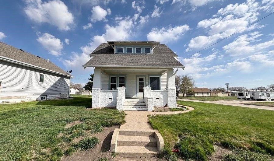 106 W Prairie St, Albion, NE 68620 - 3 Beds, 1 Bath