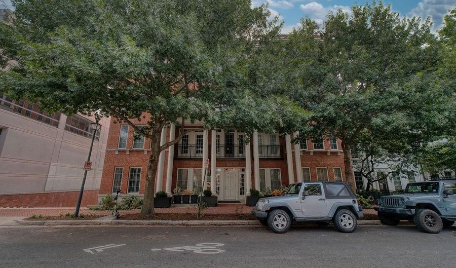 1023 N ROYAL St 204, Alexandria, VA 22314 - 1 Beds, 1 Bath