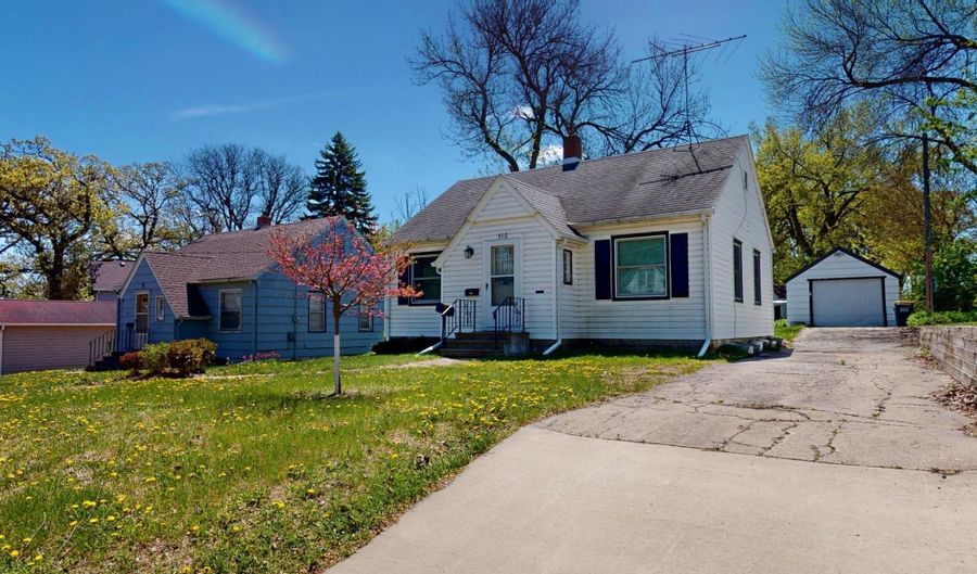 510 Johnson St, Albert Lea, MN 56007 - 2 Beds, 1 Bath