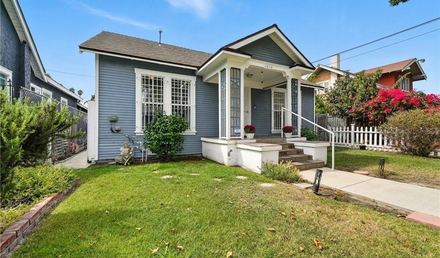 1010 69th St, Los Angeles, CA 90044 - 2 Beds, 1 Bath