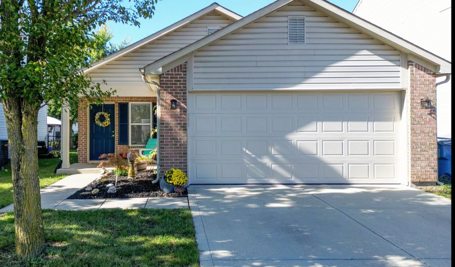 8140 Maple Stream Ln, Indianapolis, IN 46217 - 3 Beds, 2 Bath