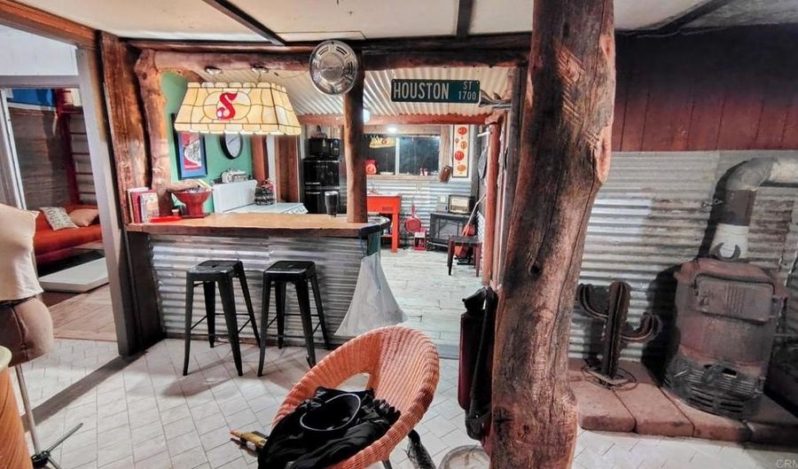 2963 Vista Del Rio, Fallbrook, CA 92028 - 2 Beds, 1 Bath