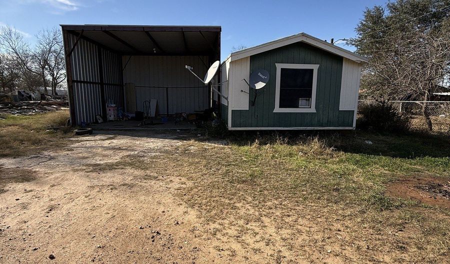 1511 Hough, Adkins, TX 78101 - 3 Beds, 2 Bath