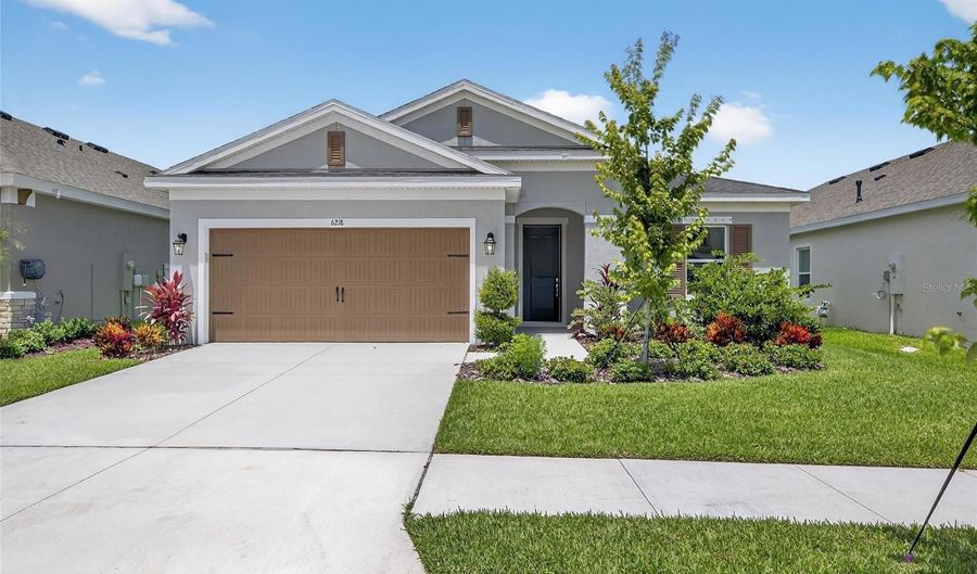 6218 HIDDEN BRANCH Dr, Apollo Beach, FL 33572 - 4 Beds, 3 Bath