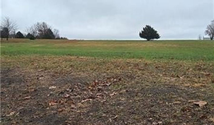 4835 Eisenhower Rd, Baldwin City, KS 66006 - 0 Beds, 0 Bath