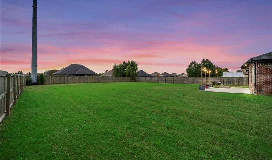 3501 SW Elm Manor Ave, Bentonville, AR 72712 - 3 Beds, 2 Bath