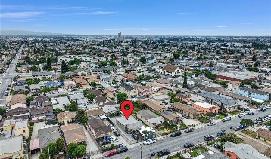 1020 S Mcbride Ave, East Los Angeles, CA 90022 - 6 Beds, 4 Bath
