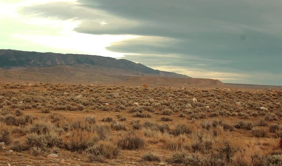 52 Road 8UC, Clark, WY 82435 - 6 Beds, 3 Bath