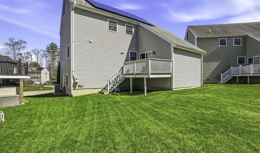 41 Nile St 41, Billerica, MA 01821 - 3 Beds, 3 Bath