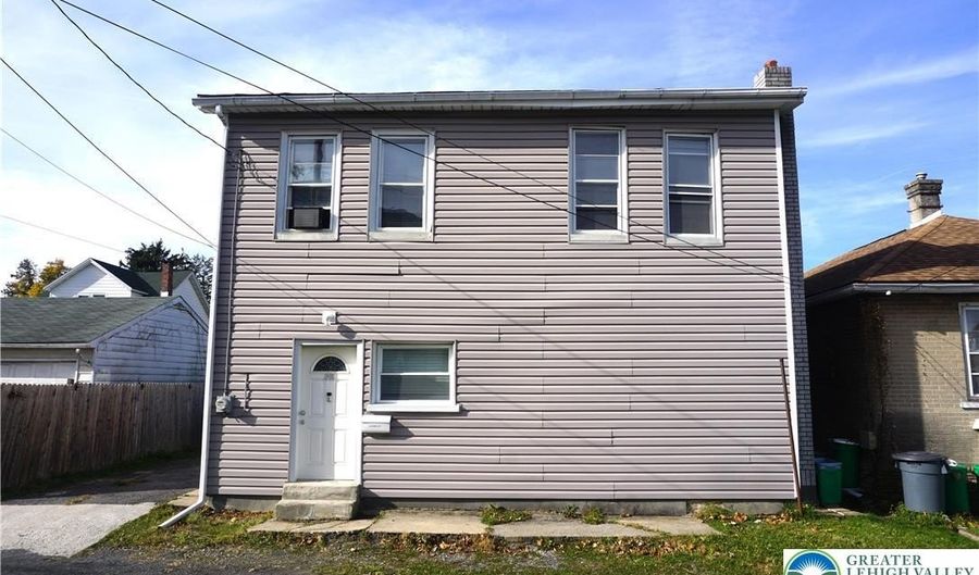 816 Shell St, Allentown, PA 18109 - 3 Beds, 2 Bath