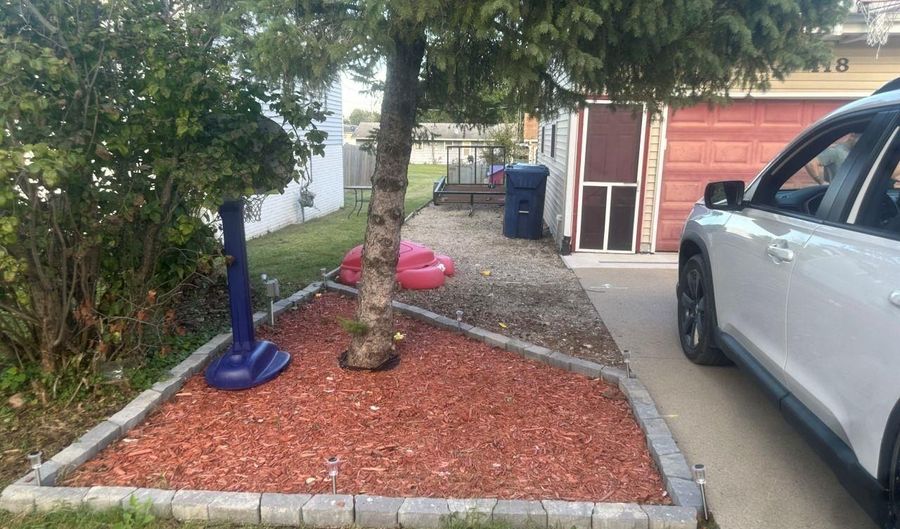 418 S 11Th St, Albia, IA 52531 - 3 Beds, 2 Bath