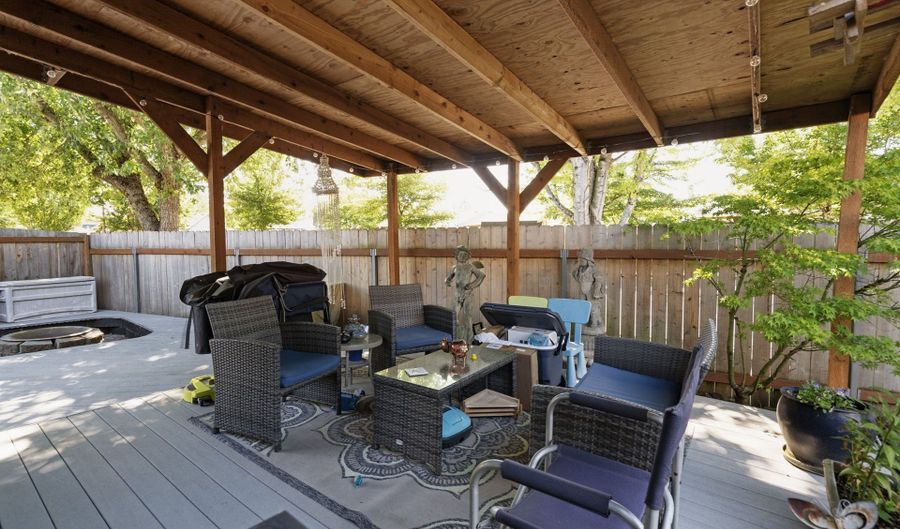 413 SE 8TH St, Battle Ground, WA 98604 - 3 Beds, 2 Bath