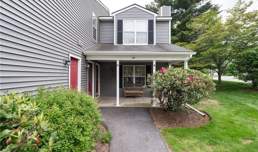 18 Pond Ct B, North Providence, RI 02904 - 2 Beds, 2 Bath