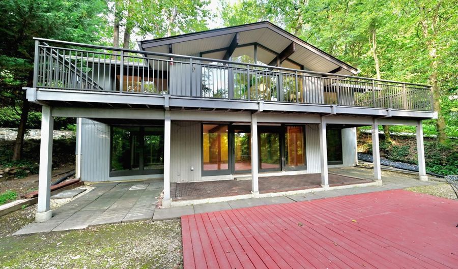 7019 MACARTHUR Blvd, Bethesda, MD 20816 - 4 Beds, 4 Bath