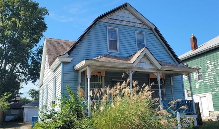 1220 Main St, Alton, IL 62002 - 3 Beds, 2 Bath