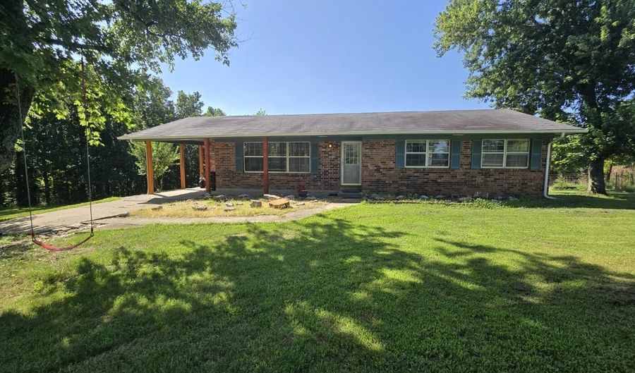 3036 P Hwy Hwy, Alton, MO 65606 - 3 Beds, 3 Bath