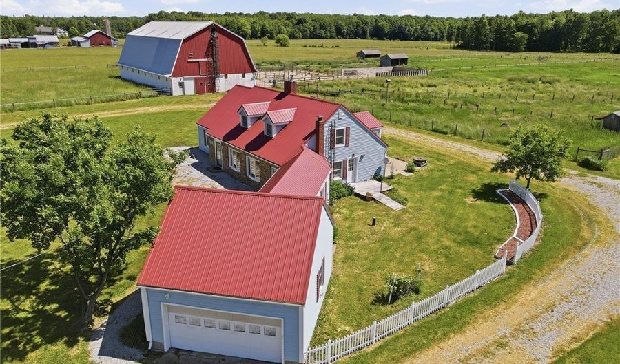 6738 State Route 7, Andover, OH 44003 - 5 Beds, 2 Bath