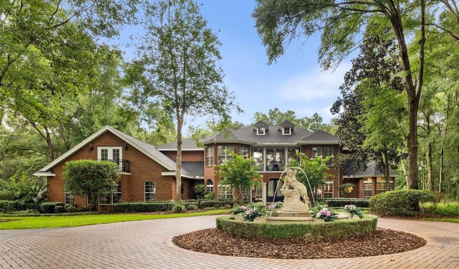 14408 NW 50TH Pl, Alachua, FL 32615 - 8 Beds, 9 Bath