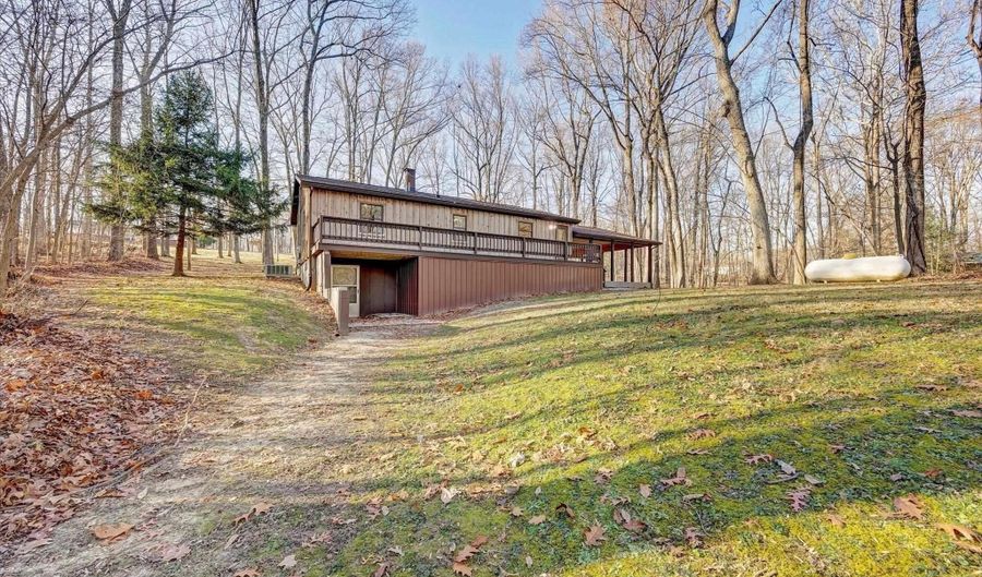 66 Gallery Ests, Bedford, IN 47421 - 3 Beds, 1 Bath