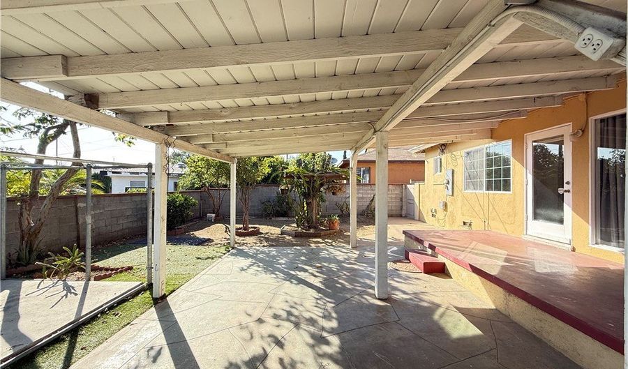 9279 Dorrington Ave, Arleta, CA 91331 - 3 Beds, 2 Bath