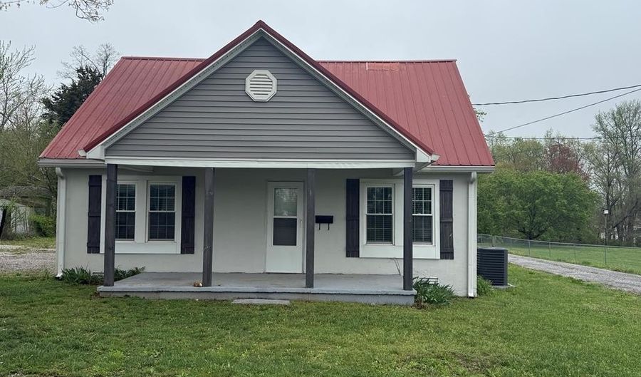 411 Grace Ave, Baxter, TN 38544 - 3 Beds, 2 Bath