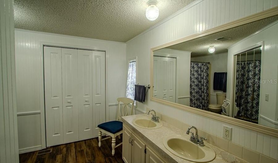 12605 NW 142ND Ter, Alachua, FL 32615 - 3 Beds, 2 Bath